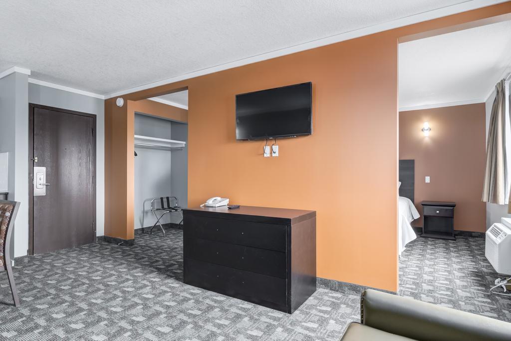 Airport Traveller'S Inn Калґарі Номер фото